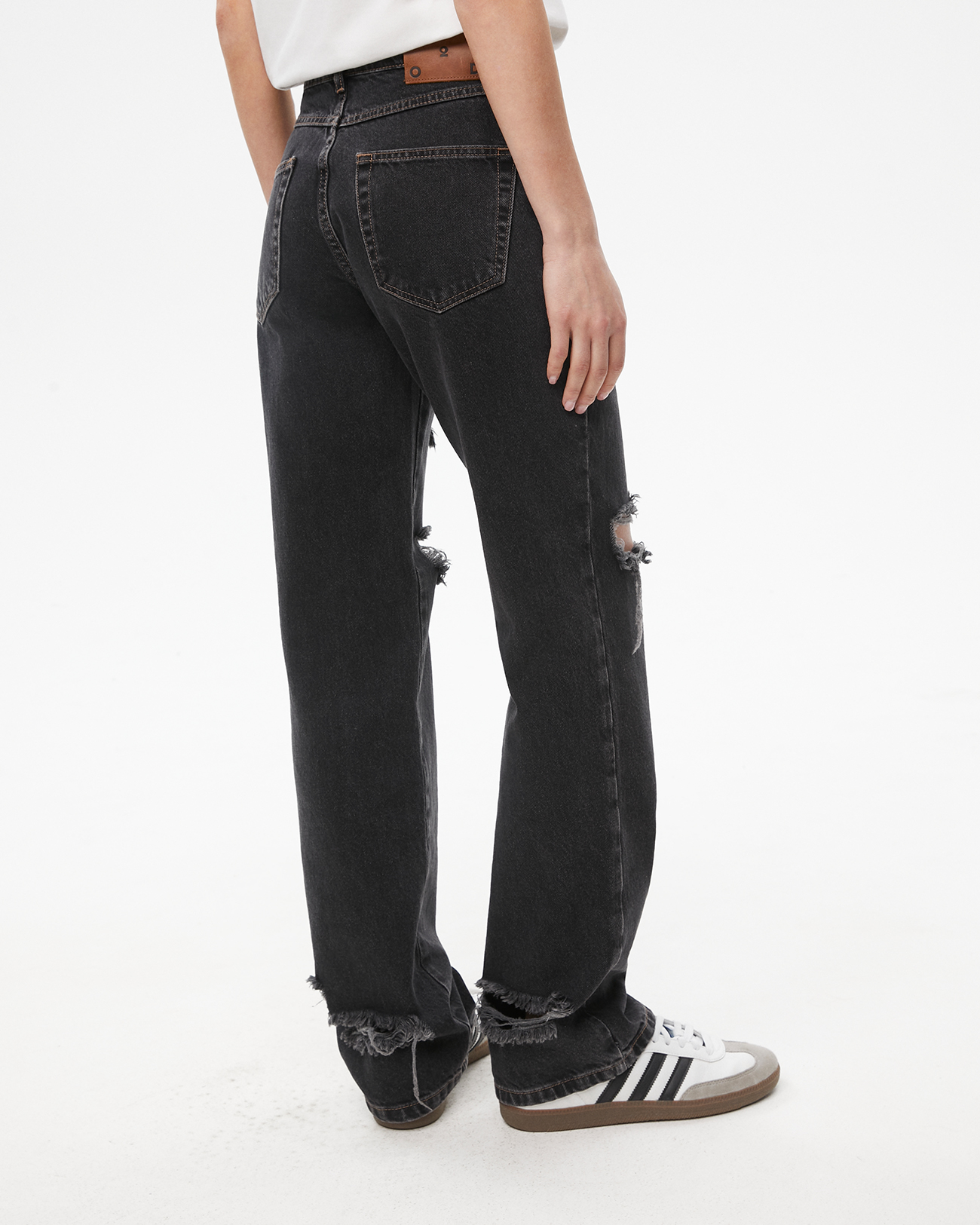 Джинсы Straight Fit ST103 с разрывами